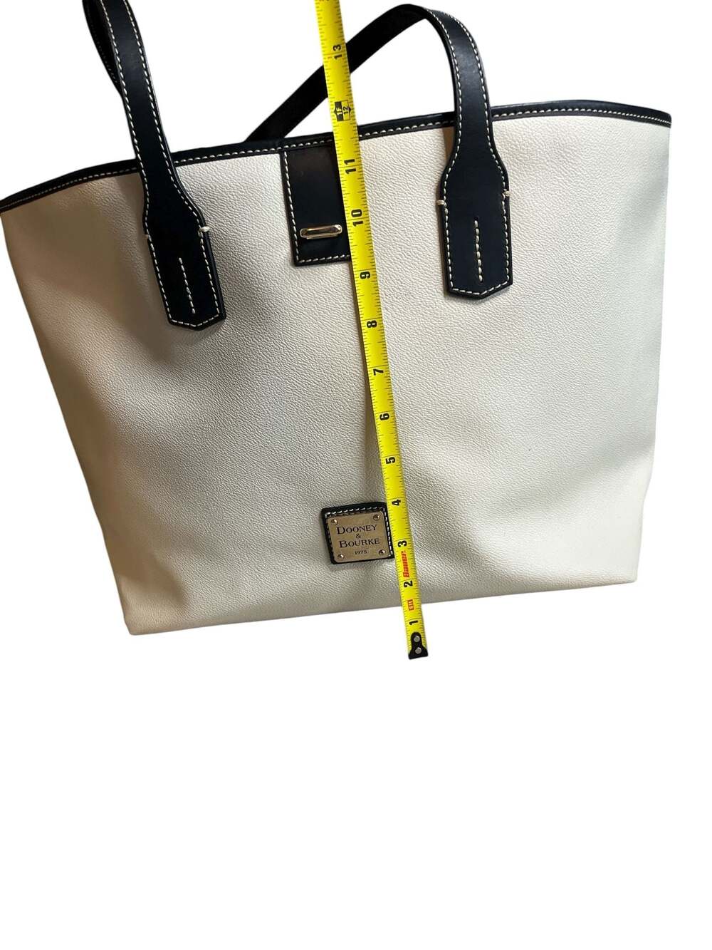 Dooney & Bourke Pebble Grain Russel Tote in White/Black - Picture 2 of 10